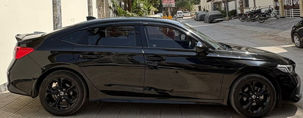 HONDA CIVIC RS
2025 MODEL